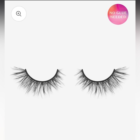 Lilly lashes
Trendsetter
SELF-ADHESIVE
Natural Volume + Medium Length - Picture 4 of 7